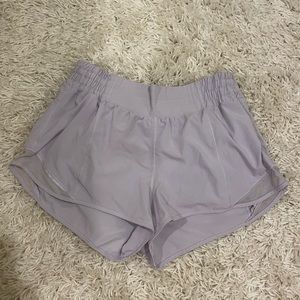 Lululemon Periwinkle 4" shorts